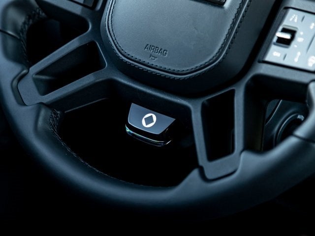 2026 Land Rover Defender 110 OCTA