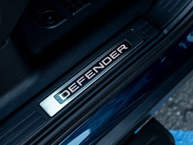 2026 Land Rover Defender 110 OCTA