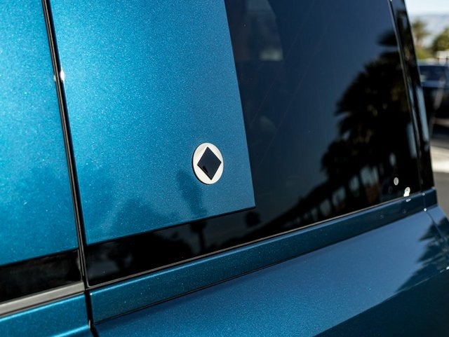 2026 Land Rover Defender 110 OCTA