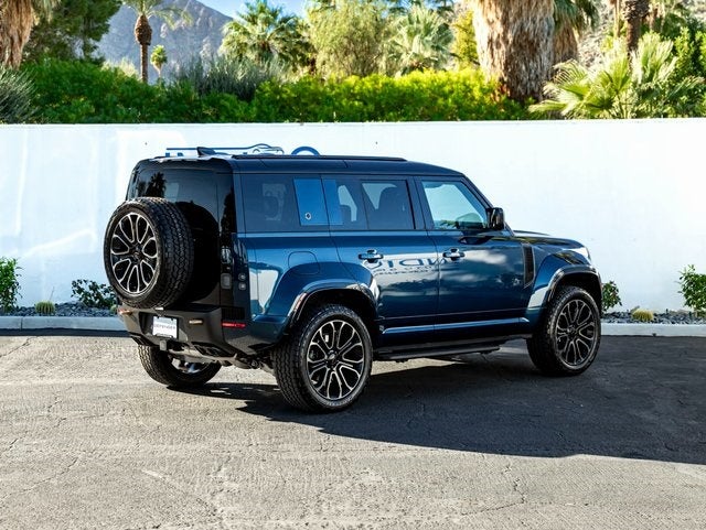 2026 Land Rover Defender 110 OCTA