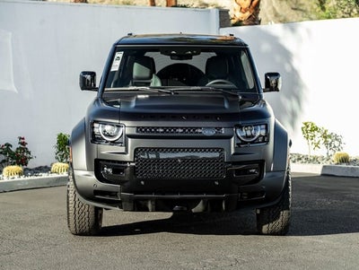 2026 Land Rover Defender 110 OCTA Black Edition OCTA