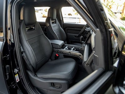 2026 Land Rover Defender 110 OCTA Black Edition OCTA