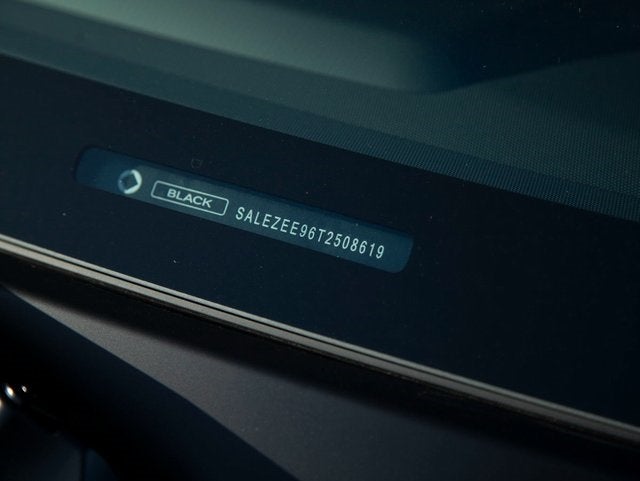 2026 Land Rover Defender 110 OCTA Black Edition OCTA