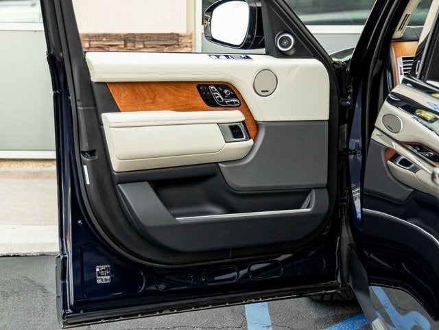 2021 Land Rover Range Rover Autobiography