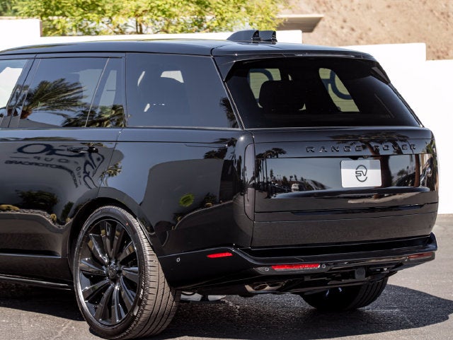 2026 Land Rover Range Rover SV Black LWB