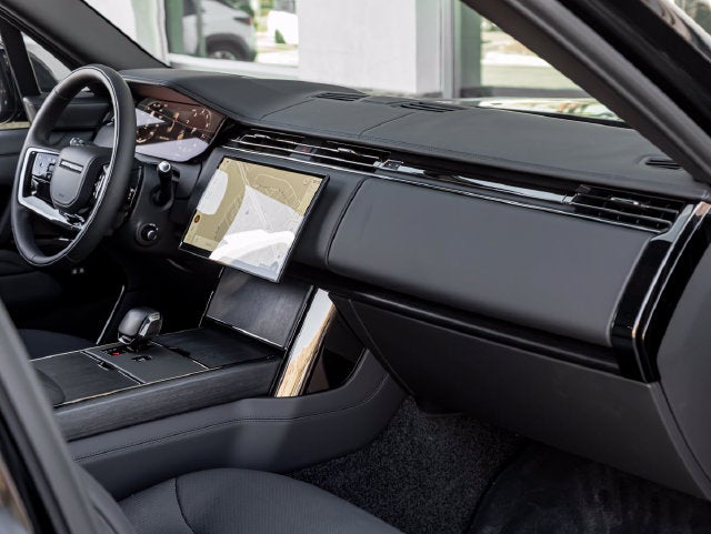 2026 Land Rover Range Rover SV Black LWB