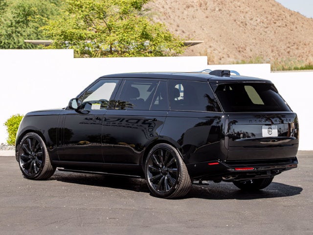 2026 Land Rover Range Rover SV Black LWB