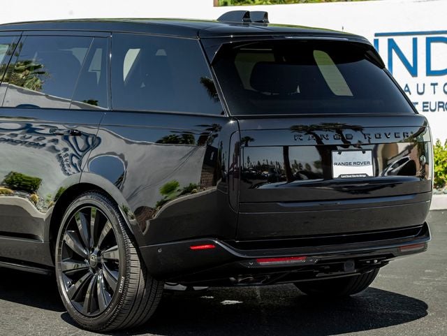 2026 Land Rover Range Rover SV LWB