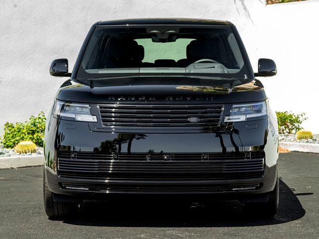 2026 Land Rover Range Rover SV LWB