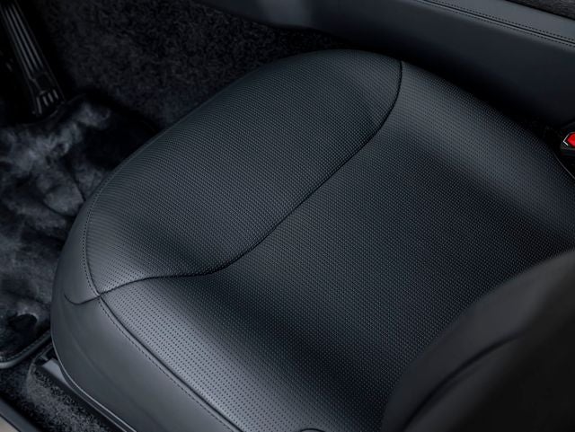 2026 Land Rover Range Rover SV Black Edition LWB