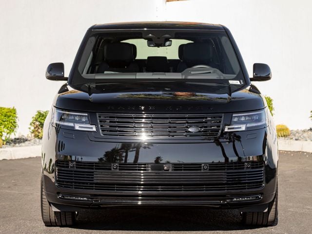 2026 Land Rover Range Rover SV Black Edition LWB