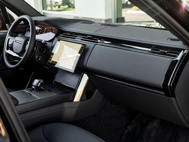 2026 Land Rover Range Rover SV Black Edition LWB