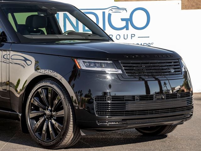 2026 Land Rover Range Rover SV Black Edition LWB