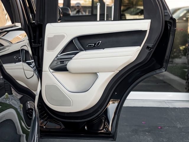2024 Land Rover Range Rover Autobiography