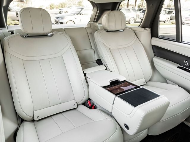 2024 Land Rover Range Rover Autobiography