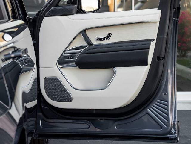 2024 Land Rover Range Rover Autobiography