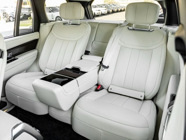 2026 Land Rover Range Rover Autobiography