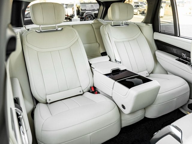 2026 Land Rover Range Rover Autobiography