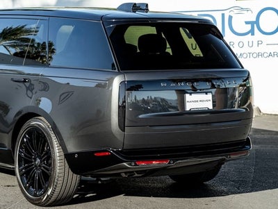 2025 Land Rover Range Rover Autobiography LWB