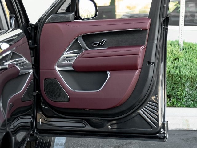 2025 Land Rover Range Rover Autobiography LWB