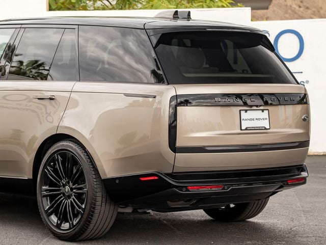 2023 Land Rover Range Rover SE