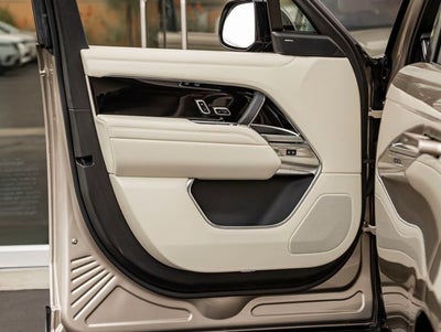 2023 Land Rover Range Rover SE