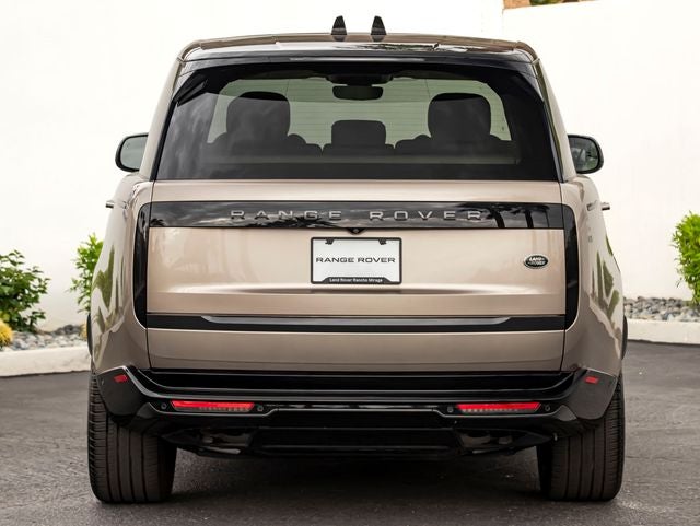 2023 Land Rover Range Rover SE