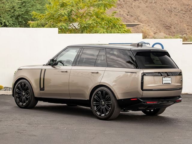 2023 Land Rover Range Rover SE