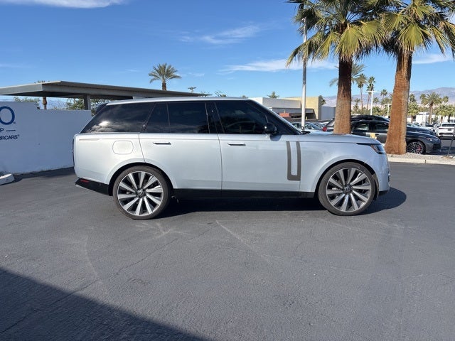 2023 Land Rover Range Rover SE