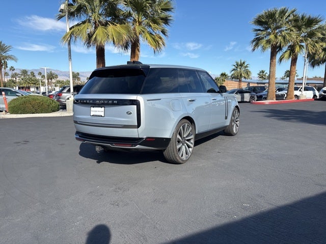 2023 Land Rover Range Rover SE