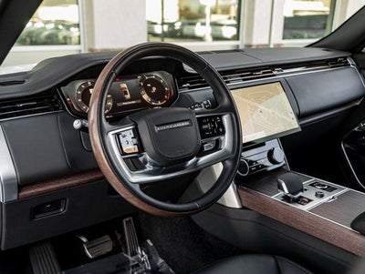 2023 Land Rover Range Rover SE