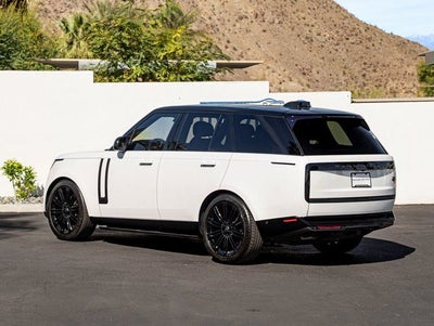 2023 Land Rover Range Rover SE