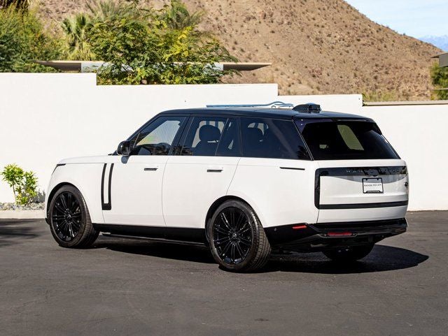 2023 Land Rover Range Rover SE