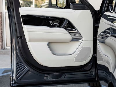 2026 Land Rover Range Rover SE