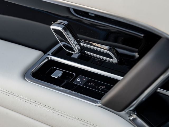 2026 Land Rover Range Rover SE