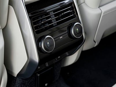 2026 Land Rover Range Rover SE