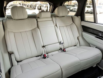 2026 Land Rover Range Rover SE