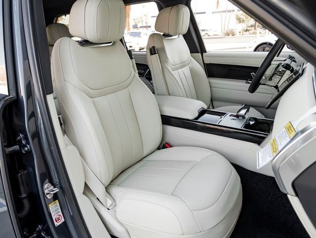 2026 Land Rover Range Rover SE