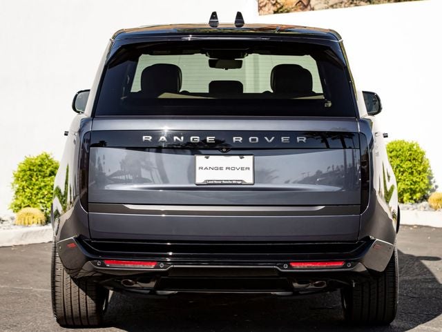 2026 Land Rover Range Rover SE