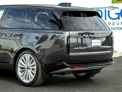 2026 Land Rover Range Rover SE