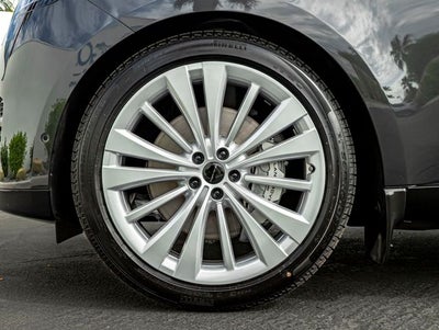 2026 Land Rover Range Rover SE