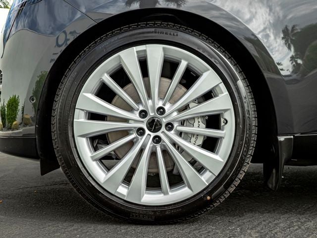 2026 Land Rover Range Rover SE