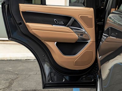 2026 Land Rover Range Rover SE