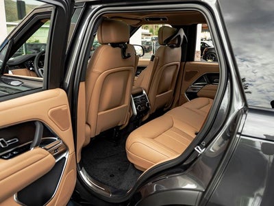 2026 Land Rover Range Rover SE