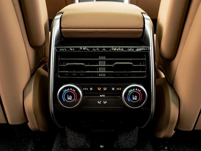 2026 Land Rover Range Rover SE