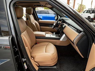 2026 Land Rover Range Rover SE