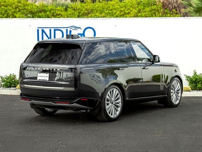 2026 Land Rover Range Rover SE