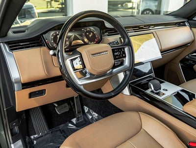 2025 Land Rover Range Rover SE