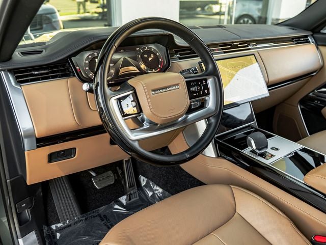 2025 Land Rover Range Rover SE