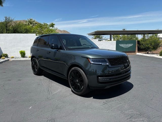 2025 Land Rover Range Rover SE
